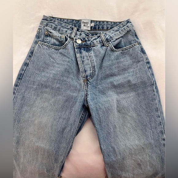 Princess Polly asymmetrical jeans - Picture 2 of 3